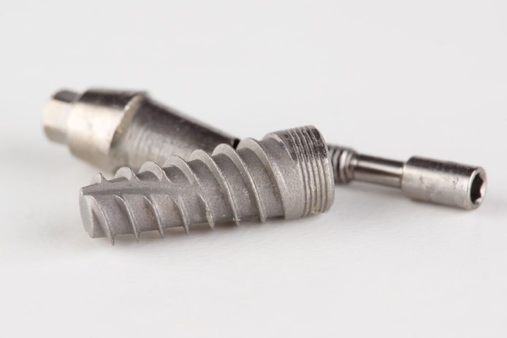 Titanium dental implants